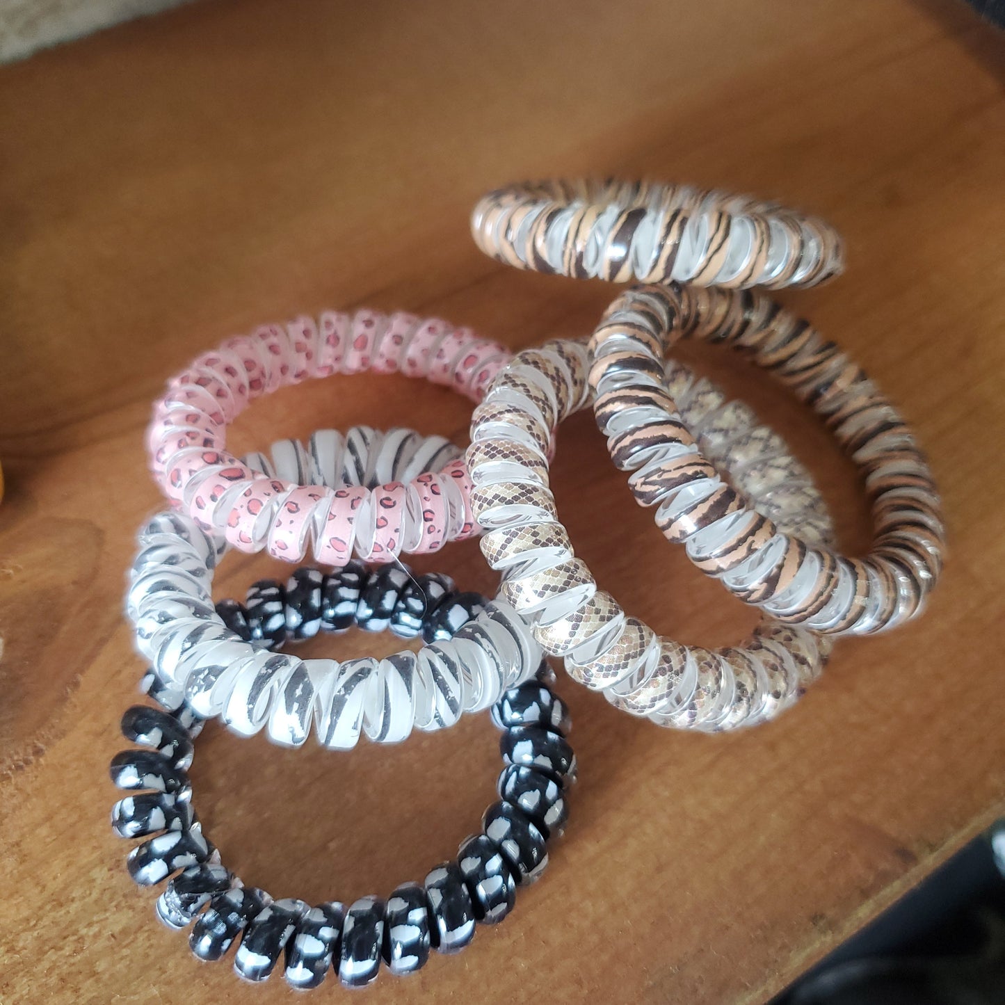 Hair Coils & Ties